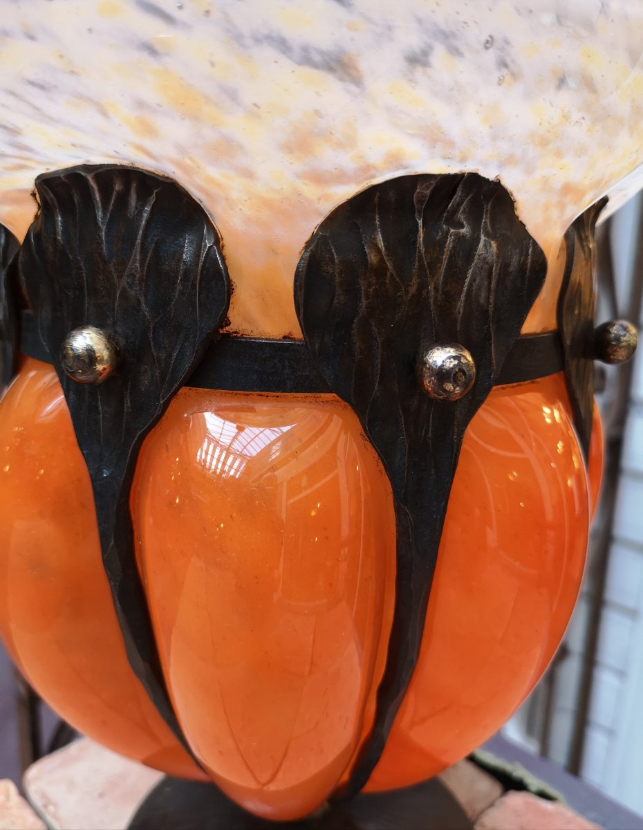 Schneider - Grand Vase Soufflé Dans Une Monture En Fer Forgé-photo-3