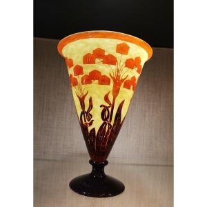 Schneider, Le Verre Français, Vase Au Décor "amourettes" 
