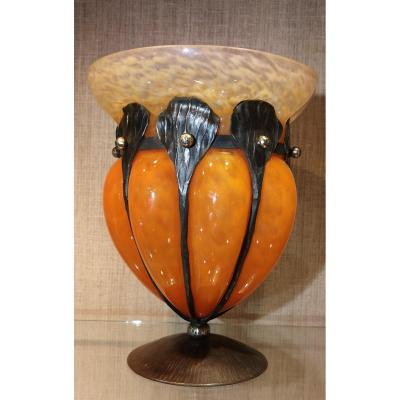 Schneider - Grand Vase Soufflé Dans Une Monture En Fer Forgé