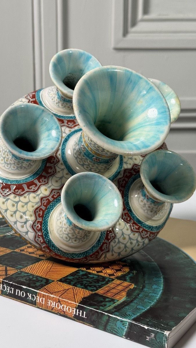 Theodore Deck - Iznik-decorated Tulip Vase-photo-4