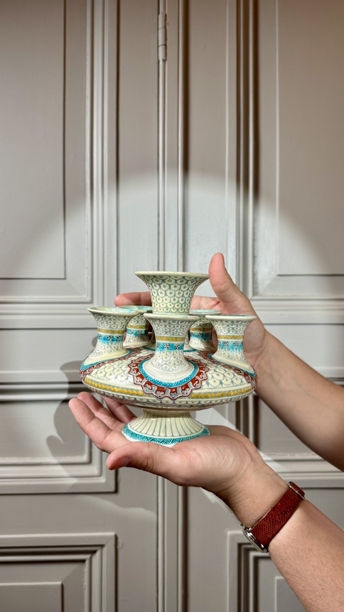 Theodore Deck - Iznik-decorated Tulip Vase-photo-2