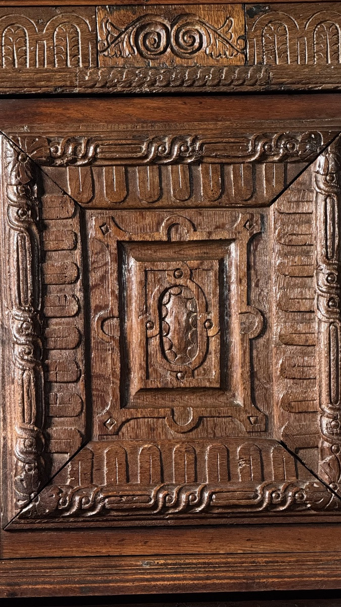 Renaissance Carved Wood Credenza – 17th Century Elements, 19th Century Assembly-photo-4