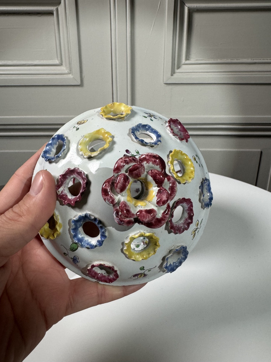 18th Century Eastern French Faience Flower Holder, Probably Niderviller-photo-4