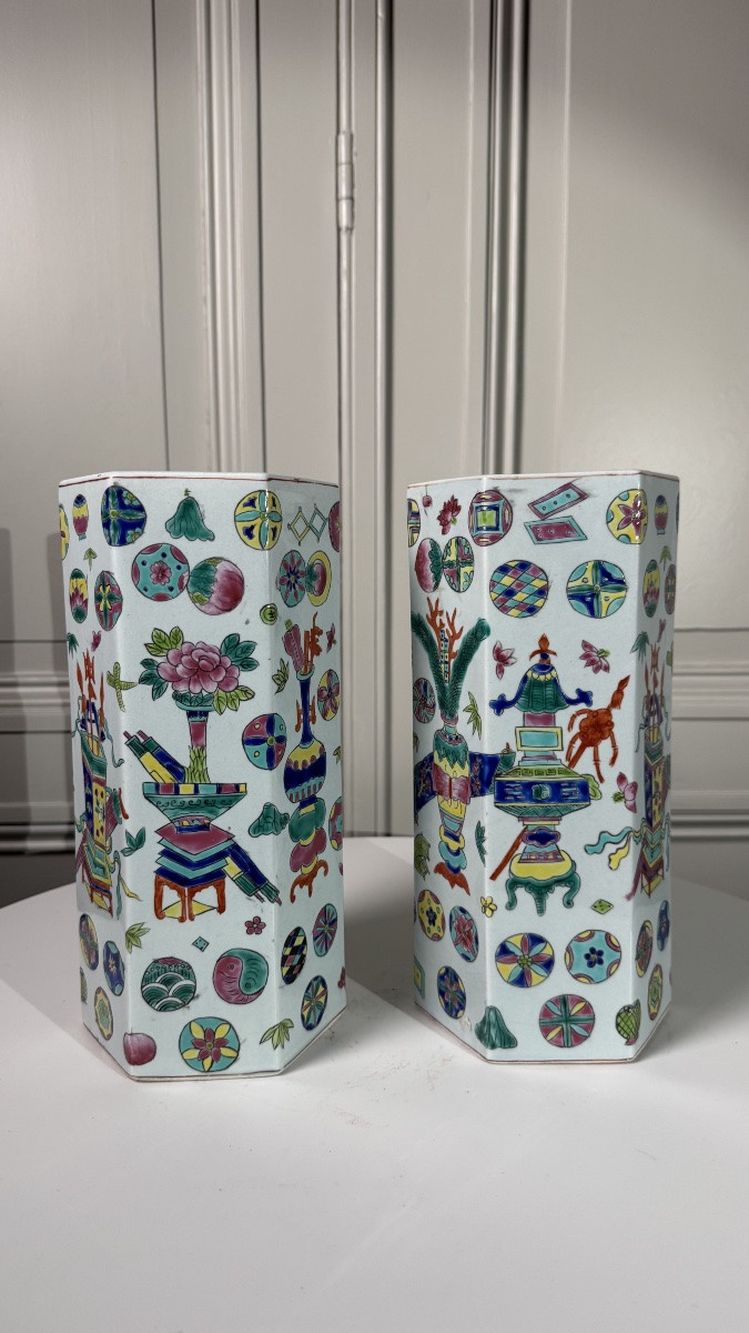 Pair Of Chinese Porcelain Brush Pots (bitong), Famille Rose Enamels-photo-3