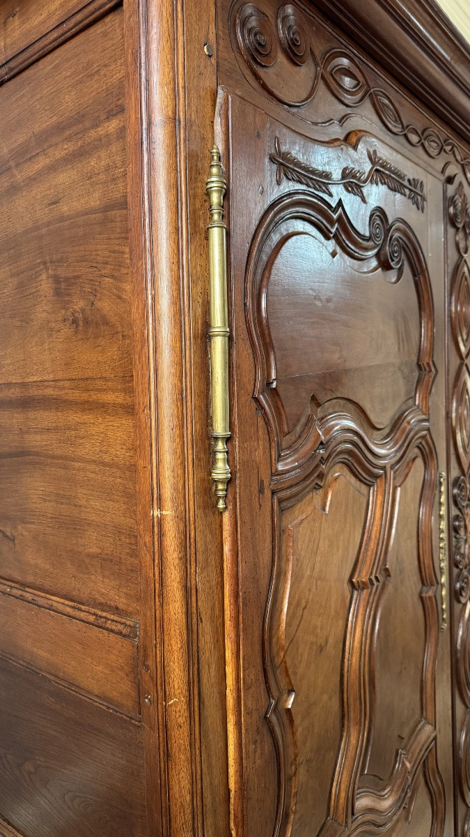 Lorraine Walnut Armoire – 18th Century (circa 1760–1780)-photo-4