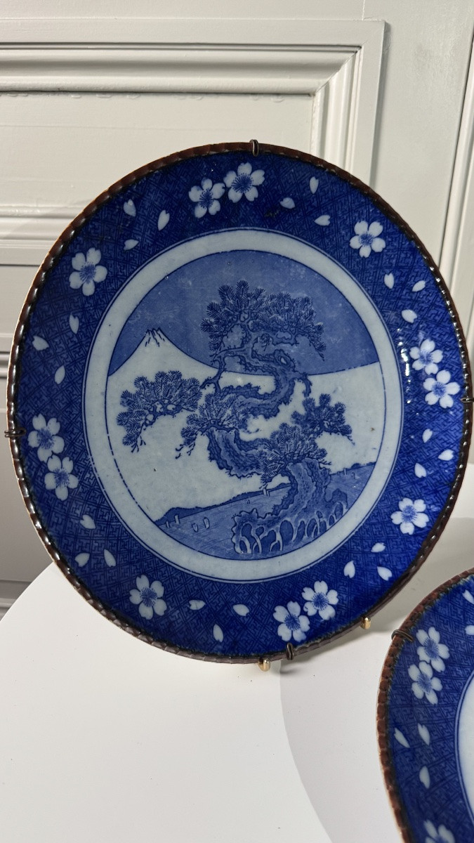 Pair Of Large Japanese Porcelain Plates – Arita (imari), Meiji Period (late 19th Century)-photo-1