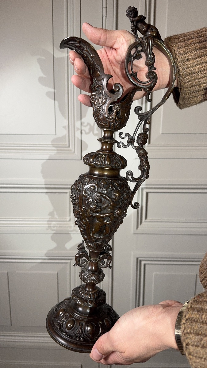 Large Finely Cast And Chased Bronze Ewer, 19th Century-photo-1