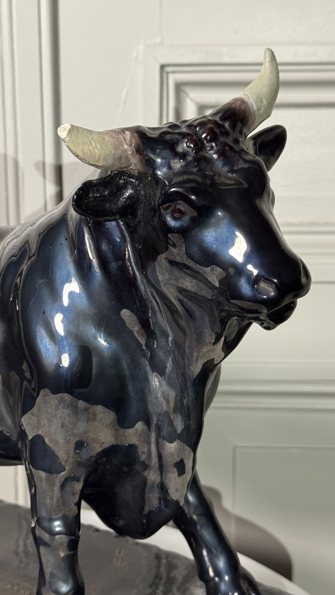 Black-glazed Faience Bull – Caldas Da Rainha, Portugal  Circa 1890-photo-4