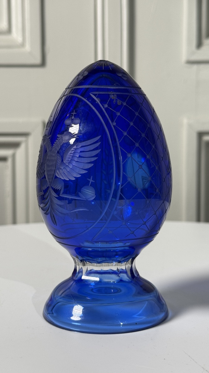 Blue Cut And Engraved Crystal Egg With Imperial Motif, 20th Century-photo-4