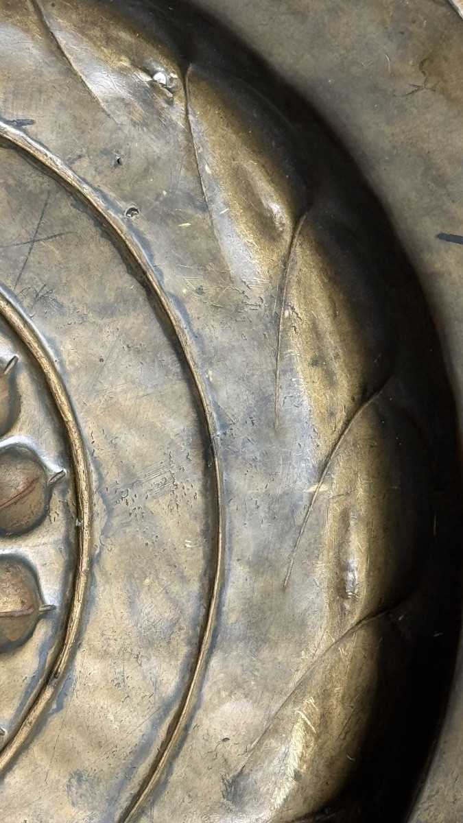 Large Repoussé Copper Alms Dish, Nuremberg, Circa 1600-photo-5