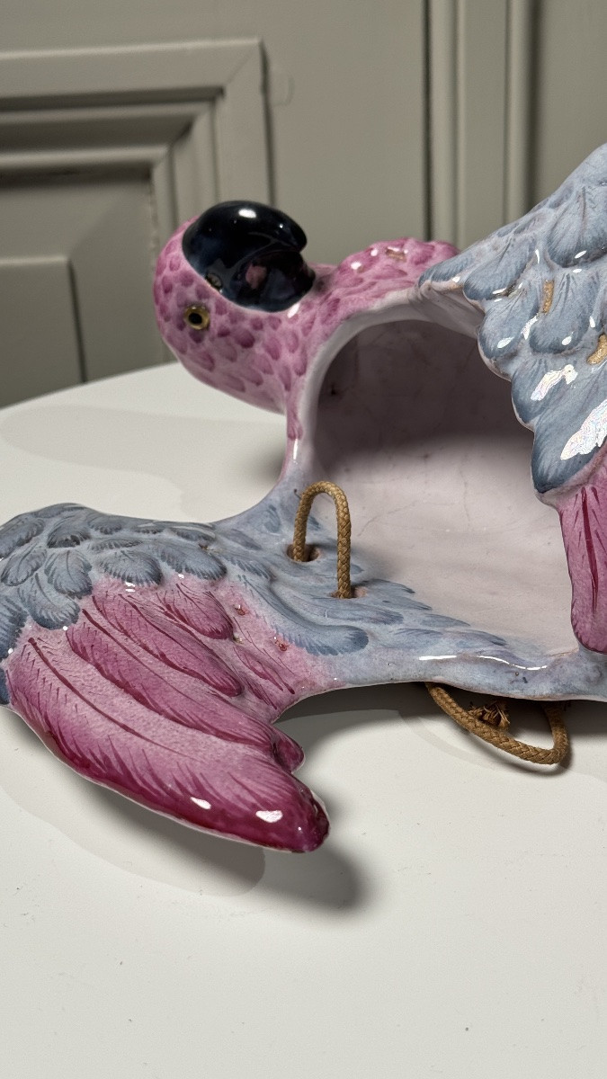 émile Gallé (1846–1904)  Parrot Wall Pocket Vase In Polychrome Enameled Faience-photo-4