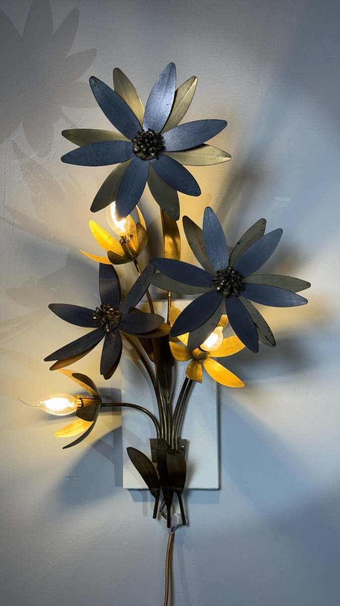 Paire d’appliques florales dans le goût de Hans Kögl, vers 1970