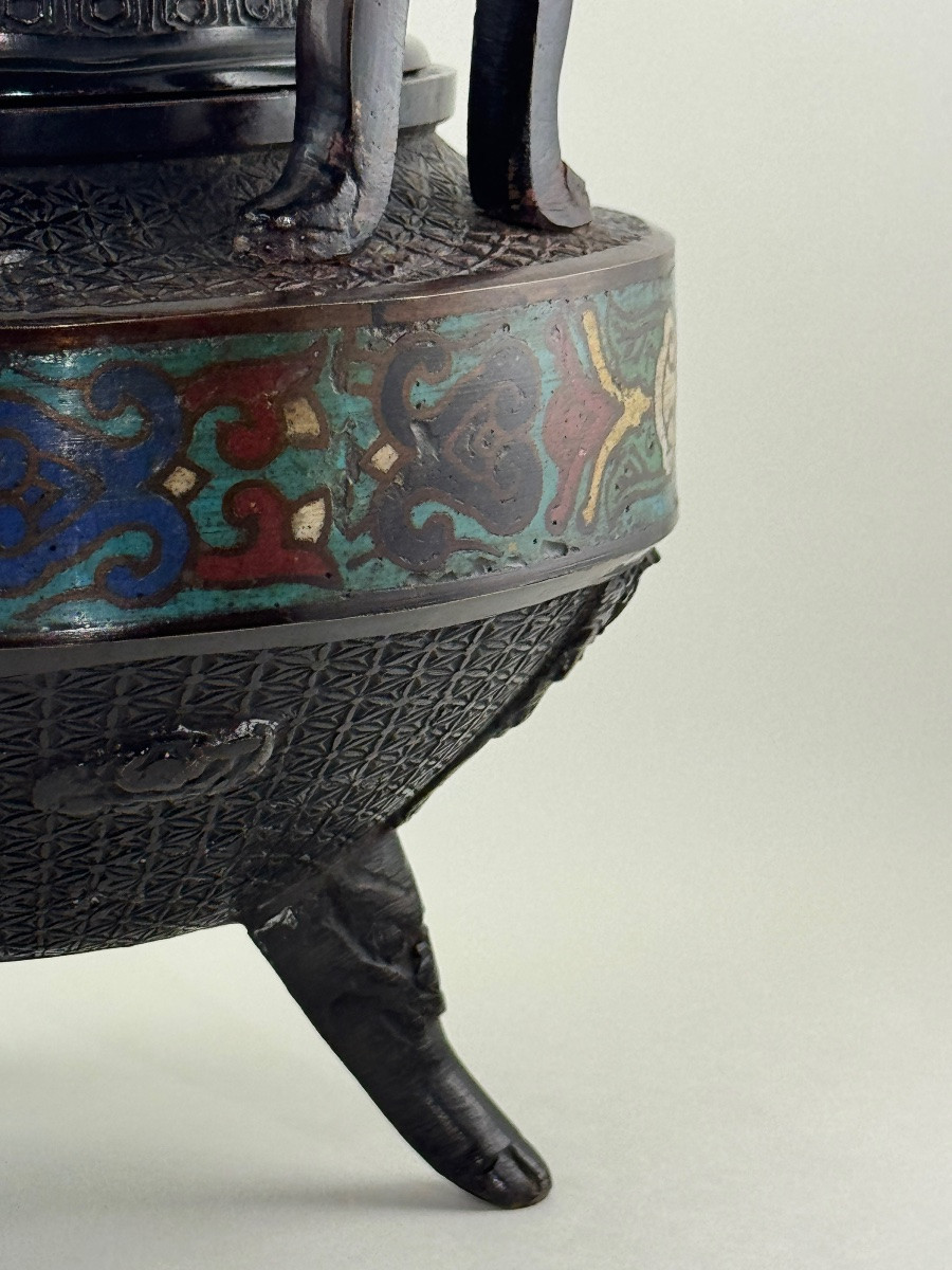 Brûle-parfum japonais en bronze patiné et cloisonné polychrome, Japon, époque Meiji, fin XIXe-photo-1