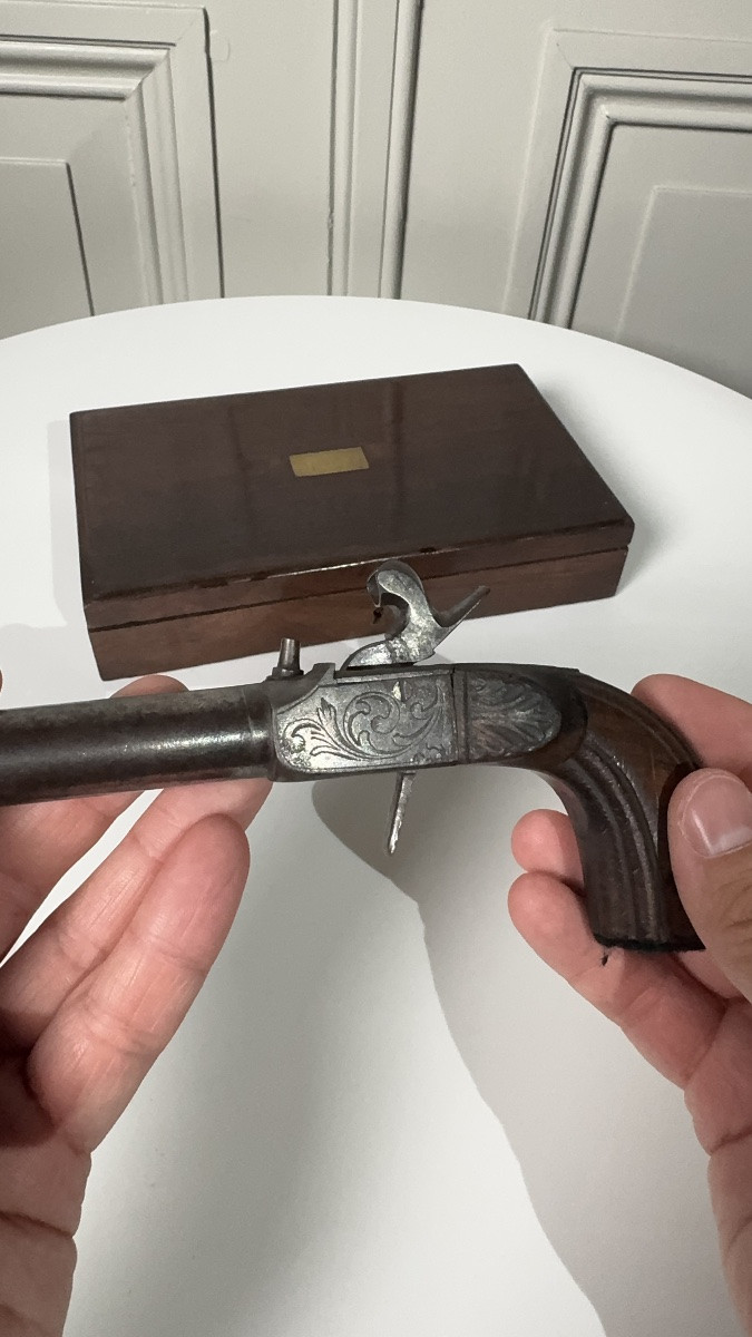 Small Travel Pistol, Also Known As A Coach Pistol, In Its Original Case – 19th Century-photo-2