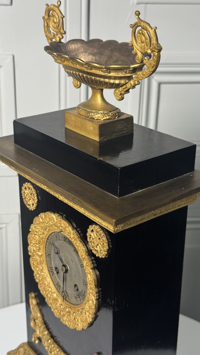 Neo-classical Portico / Mantel Clock In Ebonized Wood And Gilt Bronze-photo-3