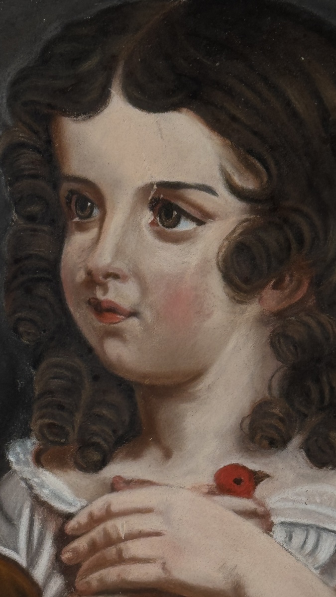 Portrait d'enfant à l'oiseau rouge  Pastel sous verre, vers 1800-photo-1