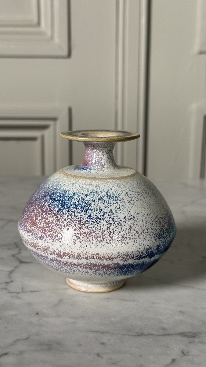 Petit vase en porcelaine émaillée par Pierre Devie, daté 1983-photo-2