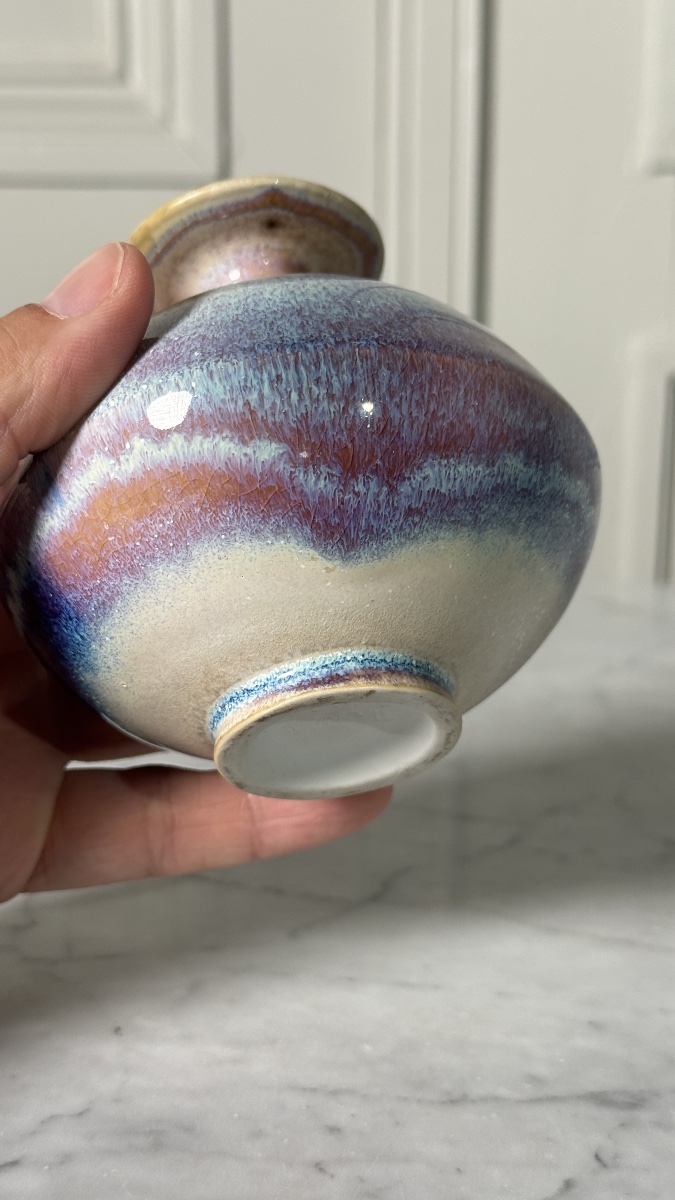 Petit vase en porcelaine émaillée par Pierre Devie, daté 1983-photo-2