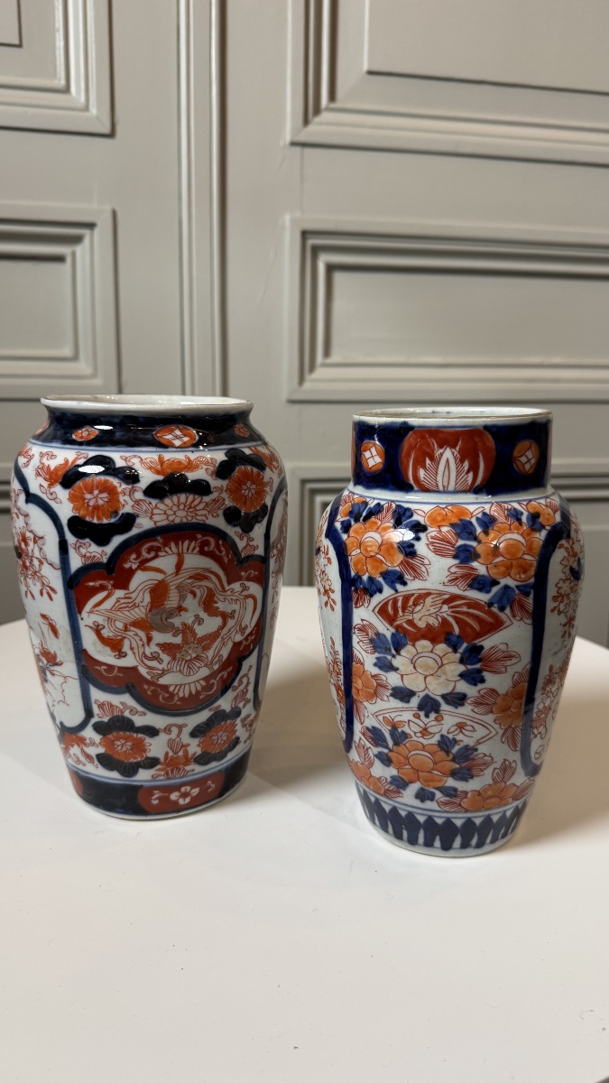 Pair Of Imari Vases Japan, Meiji Period, Late 19th Century