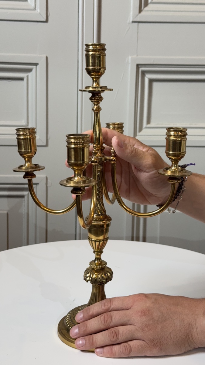 Paire de candélabres à cinq lumières en bronze doré  Travail du XXe siècle-photo-1