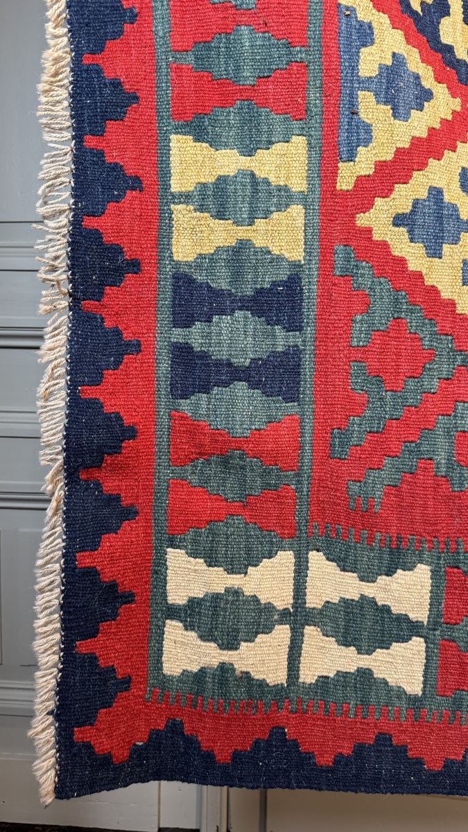 Tapis Kilim à décor géométrique polychrome  Travail du XXe siècle-photo-3