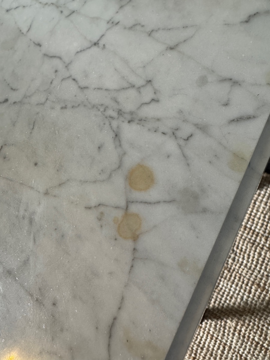 Commode sauteuse d'époque Louis XVI en marqueterie et marbre de Carrare  France, fin du XVIIIe -photo-4