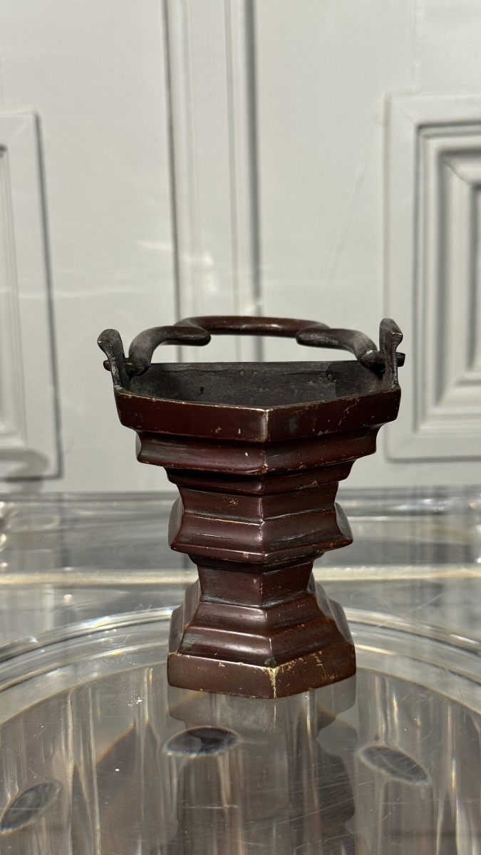 Bedside Holy Water Font In Bronze. Flanders, Circa 1500