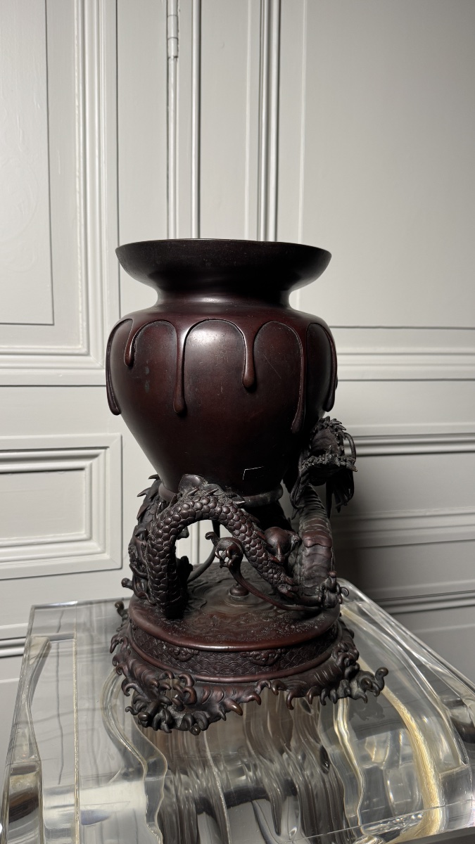Vase en bronze porté par un dragon – Japon, époque Meiji-photo-4