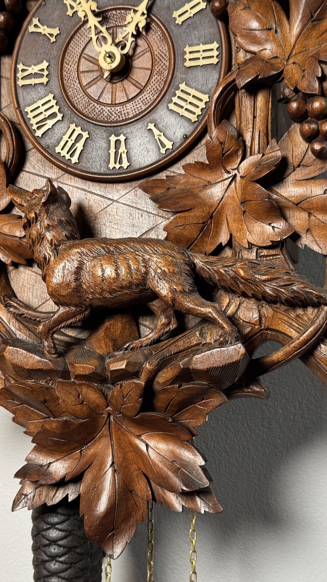 Large Black Forest Cuckoo Clock “the Raven And The Fox” – Circa 1900-photo-1