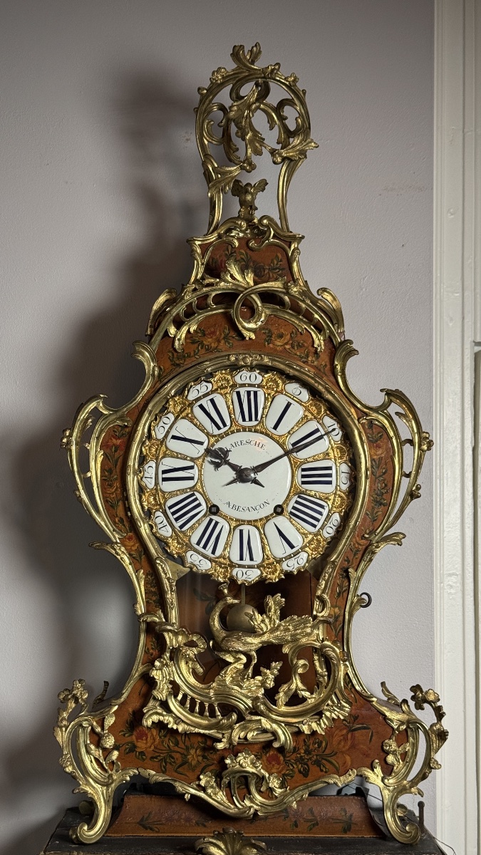 Louis XV Wall Cartel Clock In Vernis Martin And Gilt Bronze, 18th Century, Laresche à Besançon-photo-3