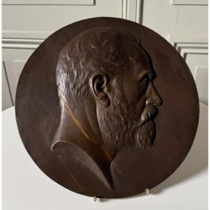 Médaillon en bronze à profil masculin, XIXe siècle, signé D. Laurin