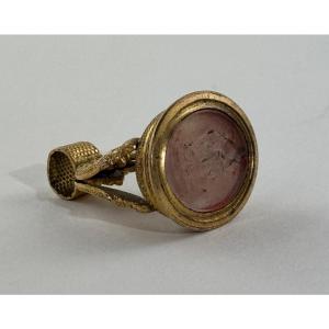 Cachet d’époque XIXe en pomponne et intaille en pâte de verre figurant l’Espérance