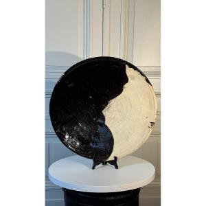Grande coupe monumentale noire et blanche Travail européen du XXe siècle