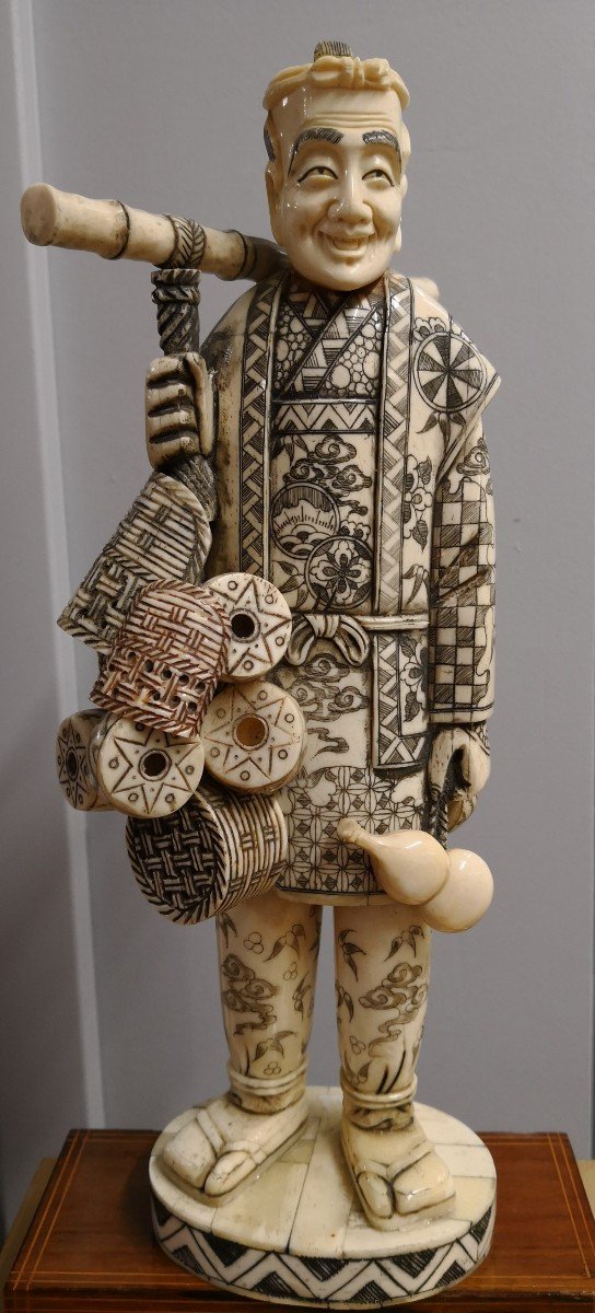 China - Bone Marquetry Sculpture - Basket Merchant