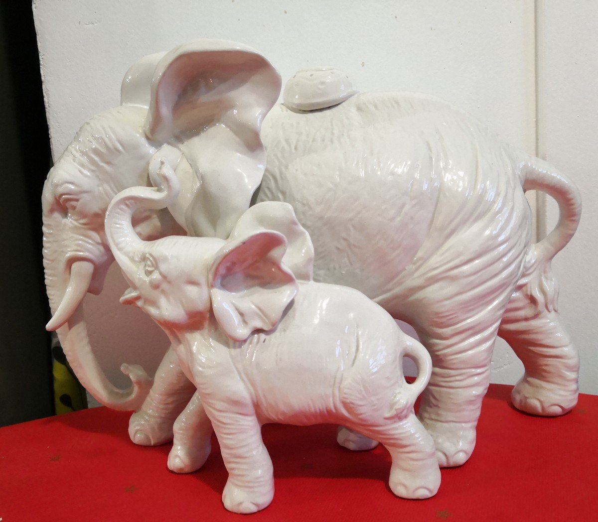 Elephant And His Cub - Group In Glazed Ceramic
