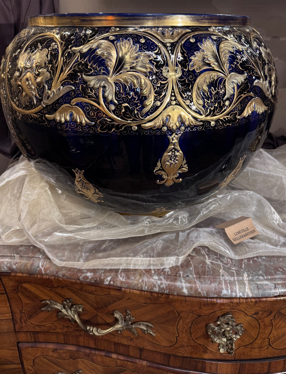 Important cache-pot en faïence émaillée, manufacture de Lunéville (Keller & Guérin), fin XIXe 