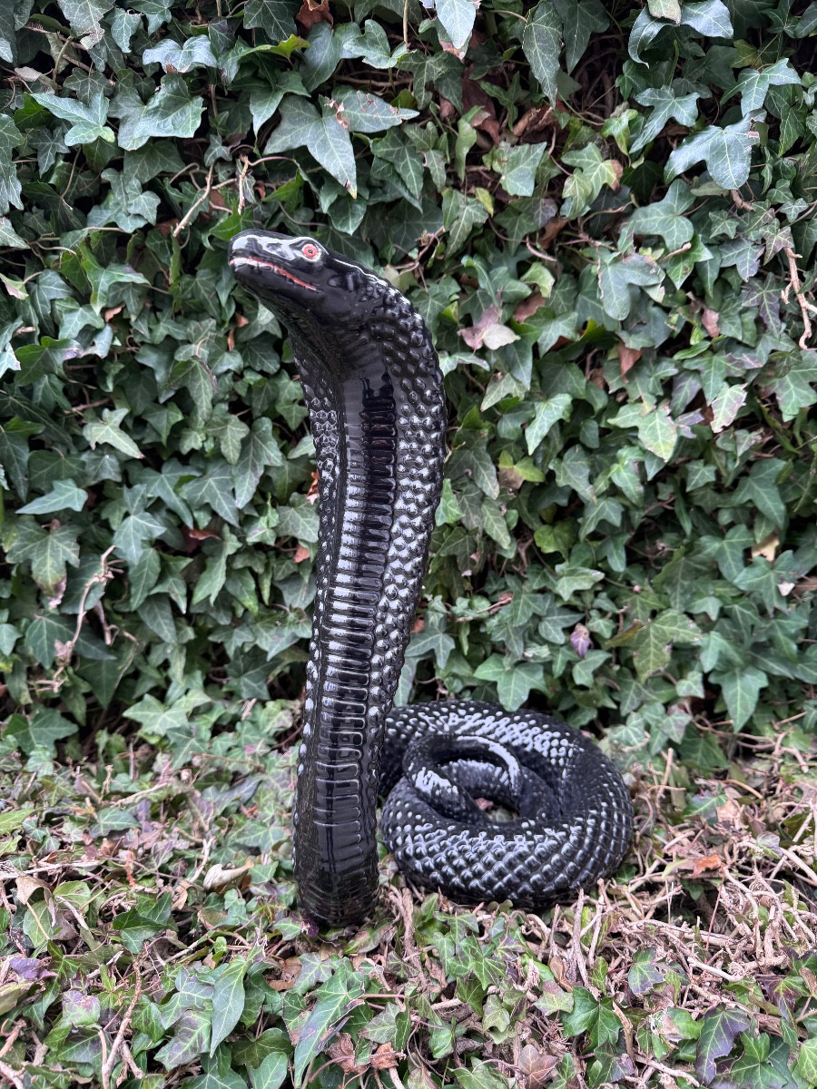 Cobra en céramique  dans le goût de Tommaso Barbi  Italie, vers 1970