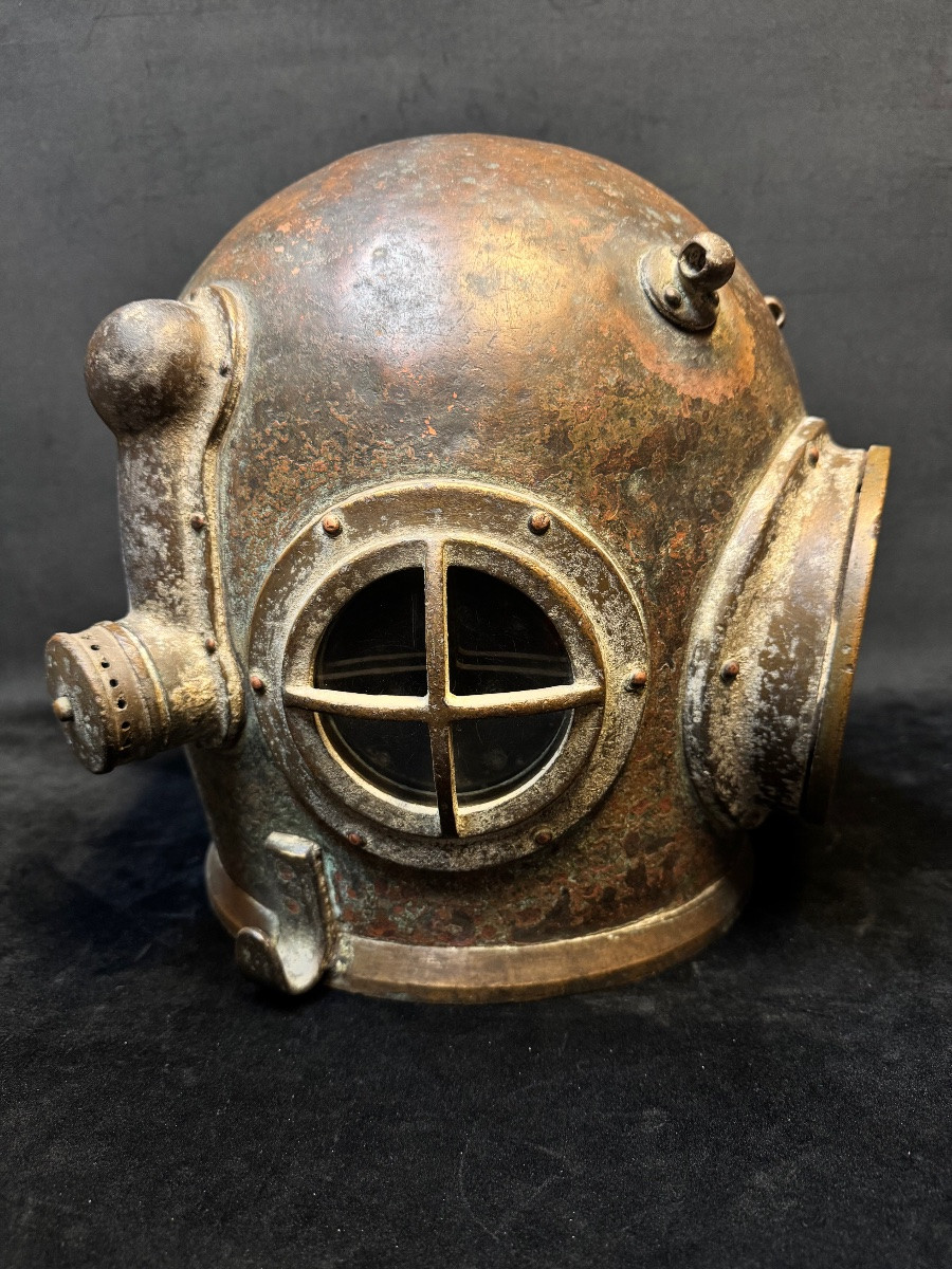 Casque de scaphandrier ancien en cuivre et laiton -photo-1