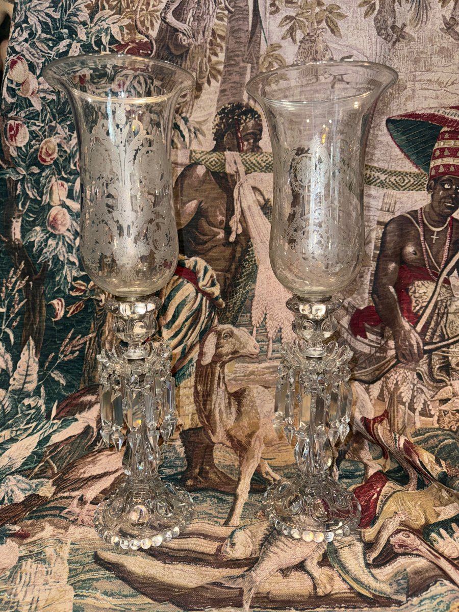 Paire de flambeaux photophores en cristal de baccarat