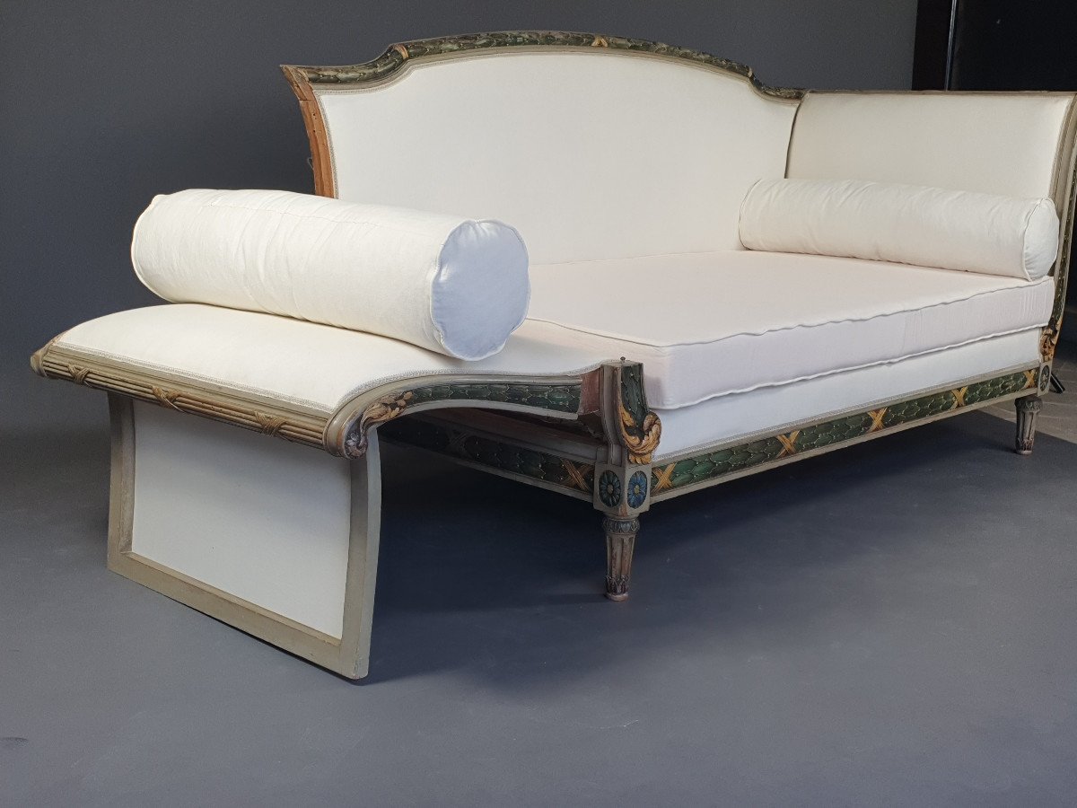 Large Louis XVI Sofa / Daybed In Rechampi And Gilded Lacquered Wood-photo-5