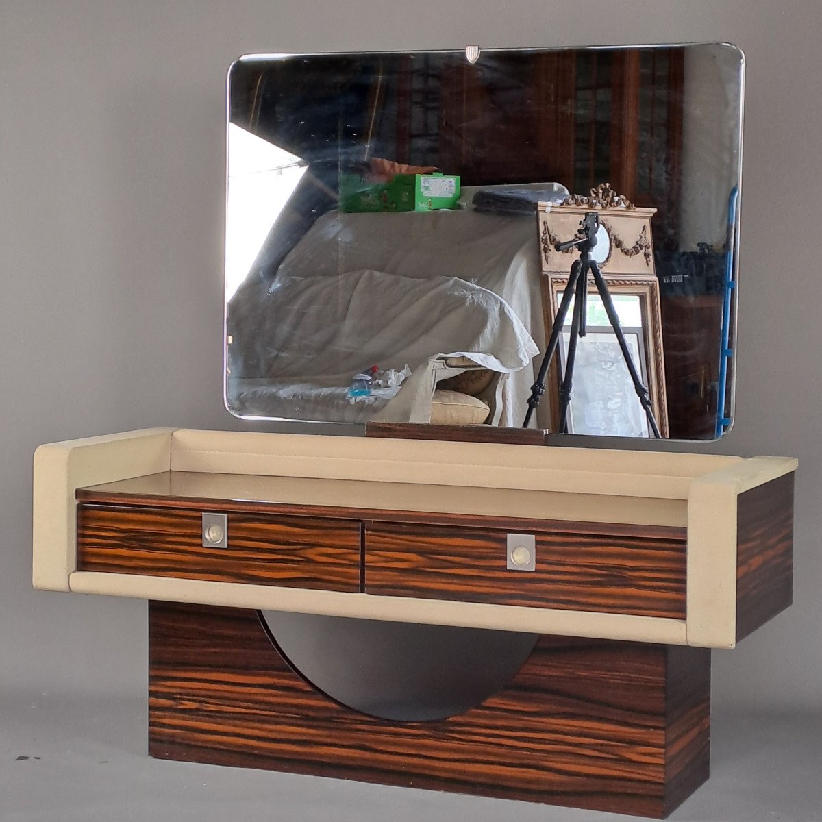 Design Style Dressing Table In Macassar Ebony Veneer-photo-2