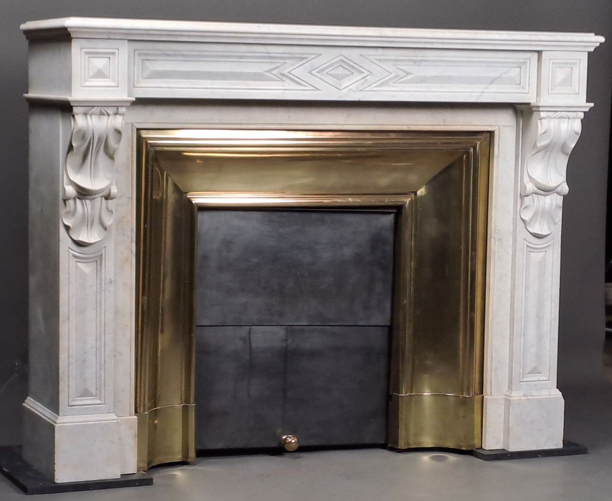 Cheminée Napoleon III à Modillons En Marbre Blanc De Carrare -photo-7