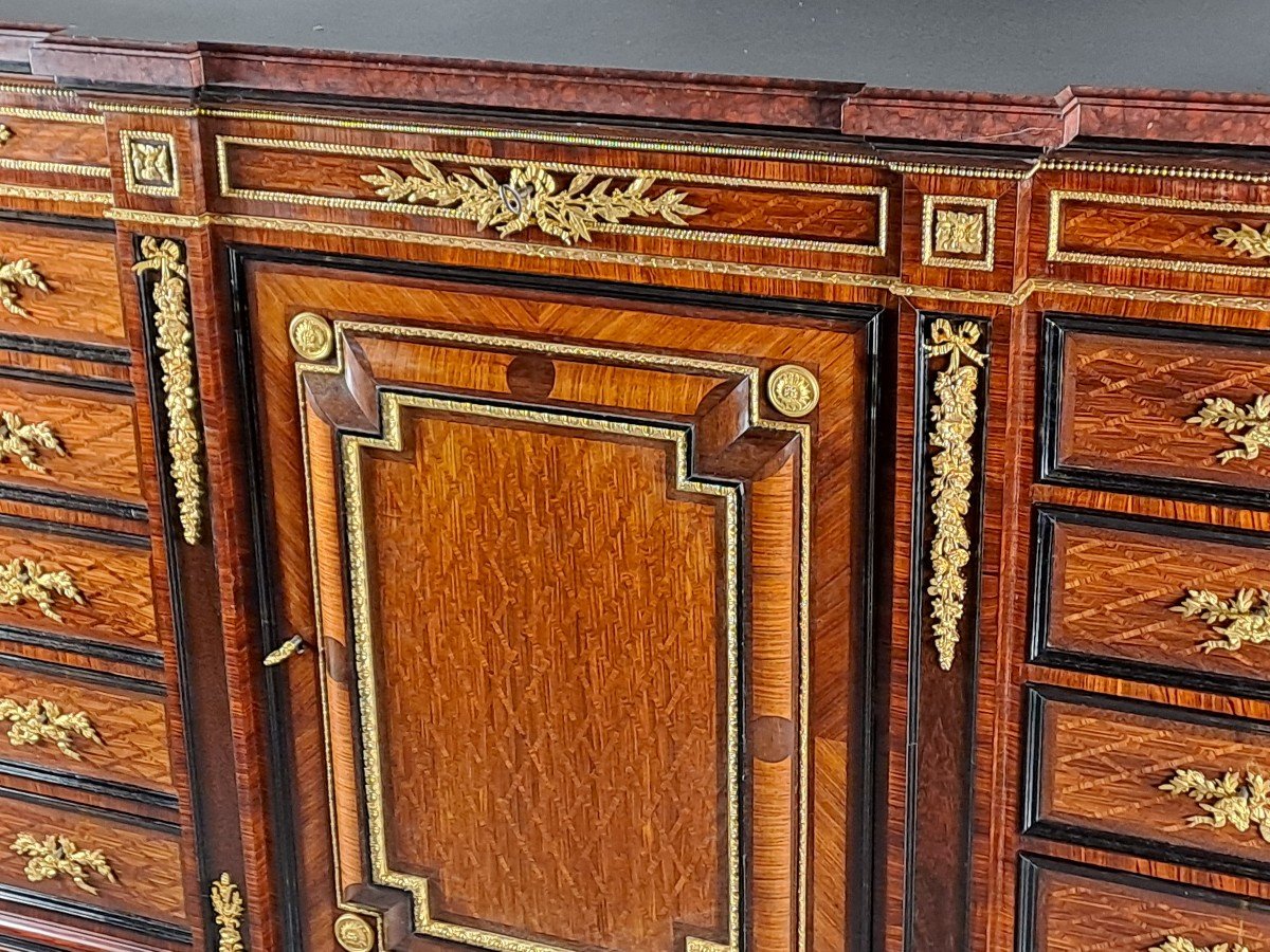 Important Cabinet De Collectionneur Estampillé Grohé à Paris-photo-1