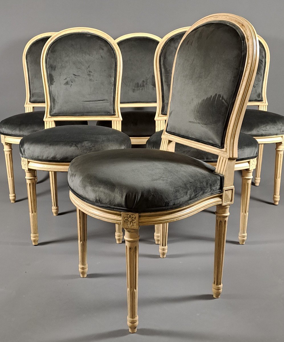 Suite De 6 Chaises De Style Louis XVI En Bois Laqué d'Après Un Modèle De Jacob-photo-1