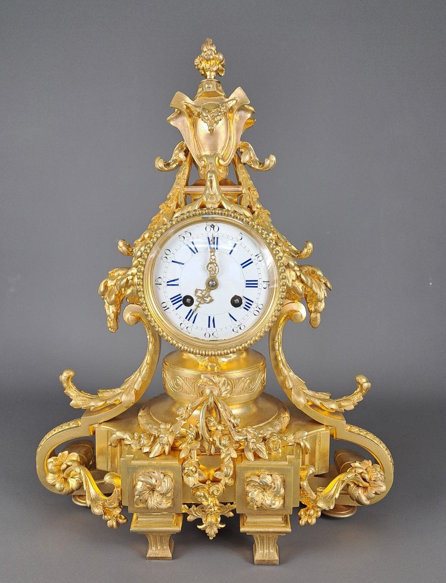 Louis XVI Style Clock In Gilt Bronze-photo-3