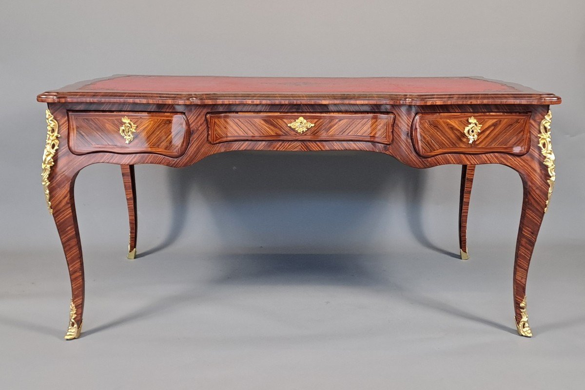 Louis XV Bureau Plat In Violette Wood Marquetry And Gilt Bronze-photo-4