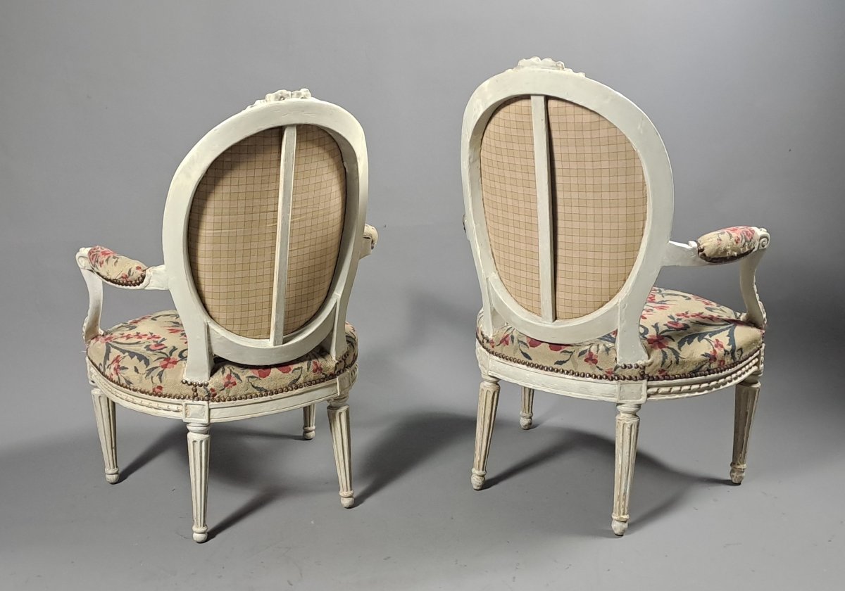 Louis XVI Living Room In Gray Lacquered Wood And Tapestry-photo-4