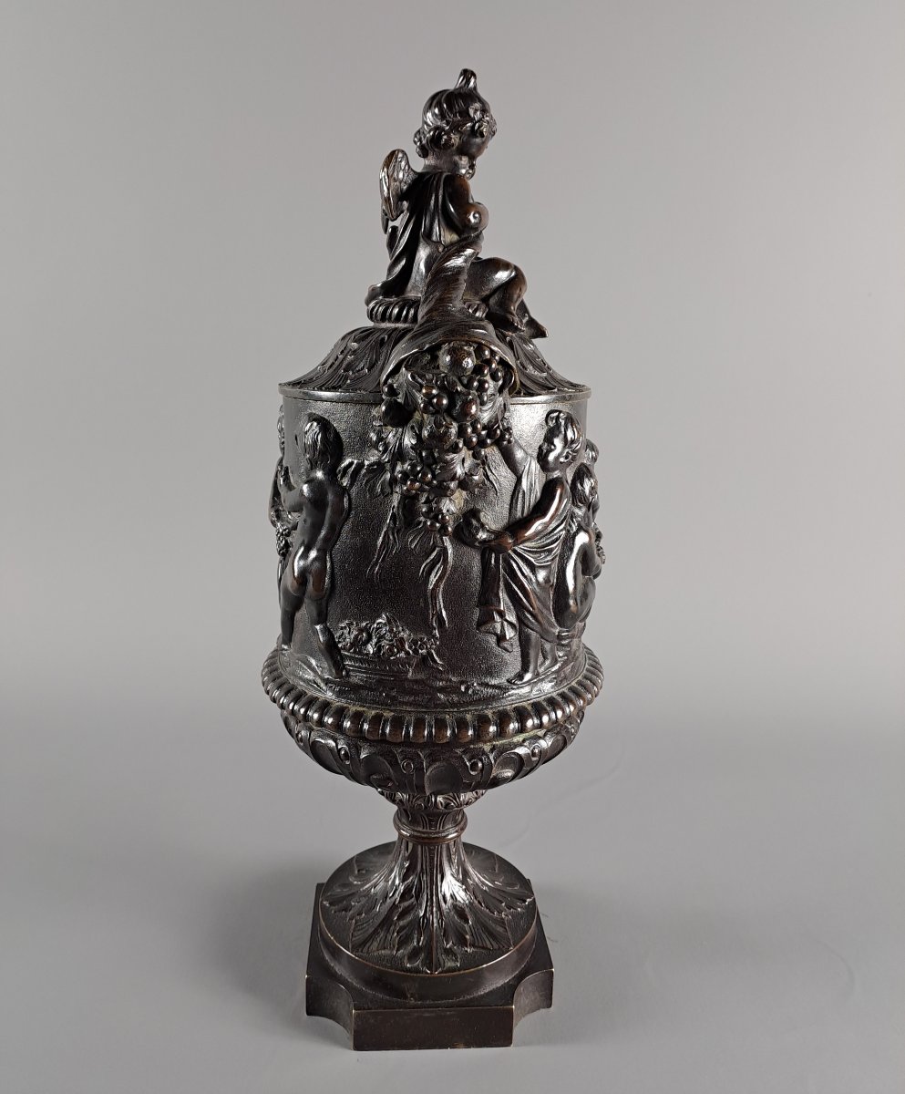 Covered Bronze Vase With Brown Patina Decorated With Bacchanalia And Putti After Clodion-photo-1
