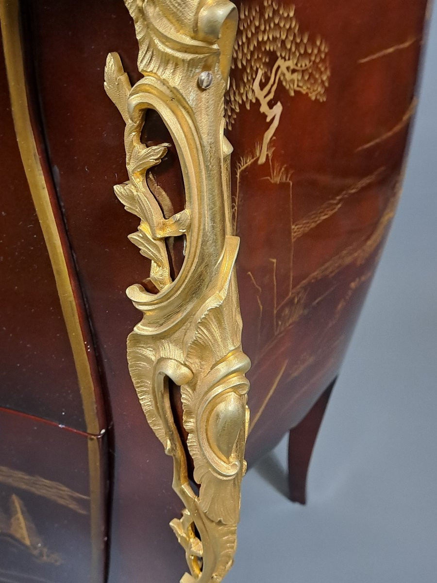 Lacquered Wooden Commode In The Chinese Style-photo-2