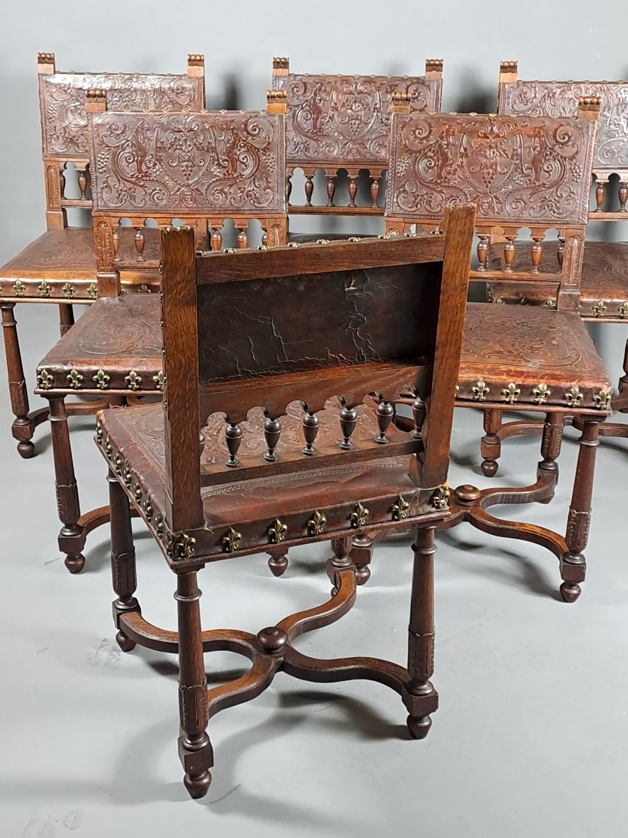 Set Of Six Renaissance-style Chairs Upholstered In Embossed Cordovan Leather-photo-7